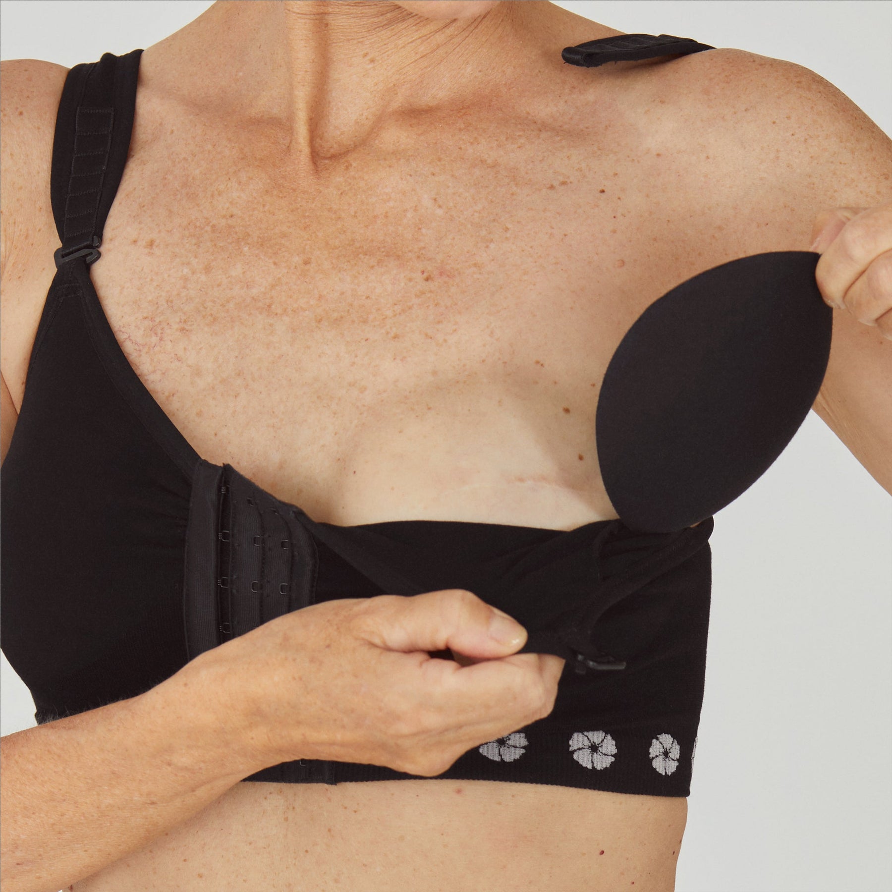 Peony Hook & Eye | Mastectomy Bra